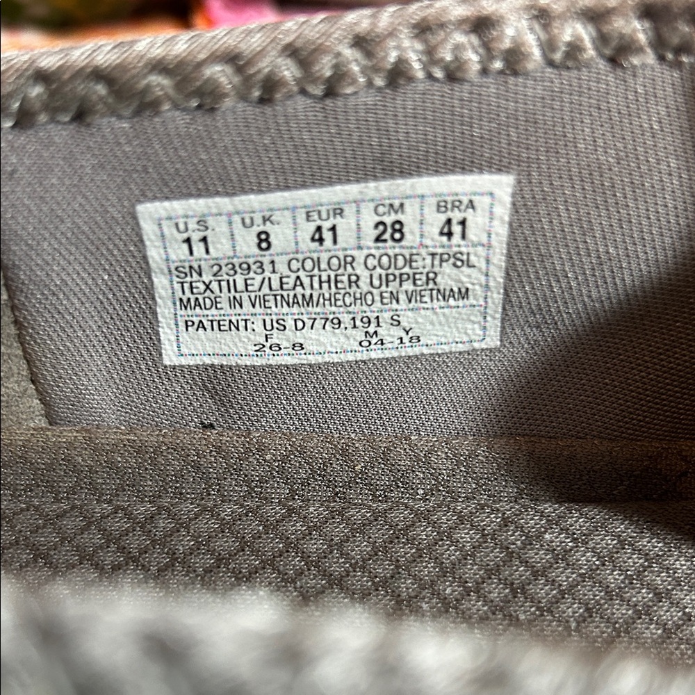 NWOB Skechers Women's Tan Sparkly Slip-On Air Cooled Memory Foam Sneakers, Sz 11 - Picture 8 of 10